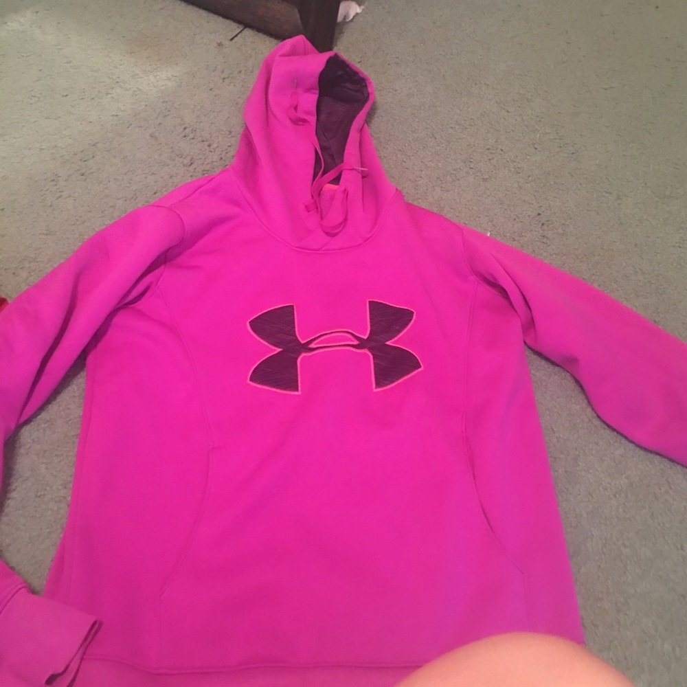 Under armour hoodie.