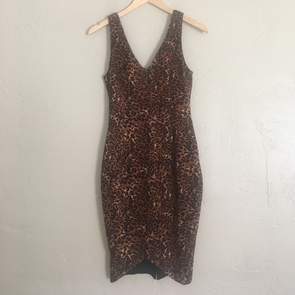 NWT [astr] leopard bodycon midi dress