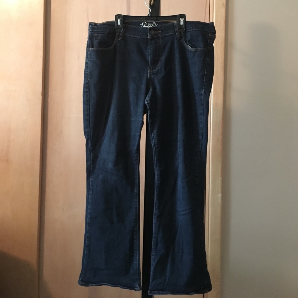Old Navy SweetHeart bootcut Jeans size 14 Short