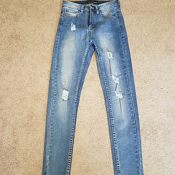 Zee.Gee.Why. Jeans - Picture 2 of 4