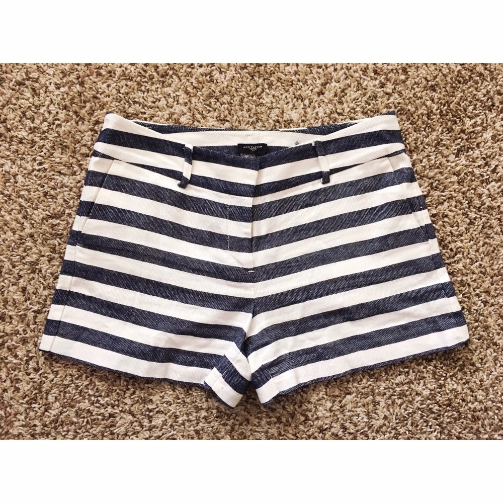 Ann Taylor Signature Blue Cream Striped Shorts 4