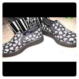 TUK BLACK AND WHITE CAT PATTERN SLIP ON PLATFORMS