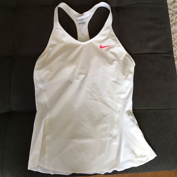Nike Tops - Nike workout tank
