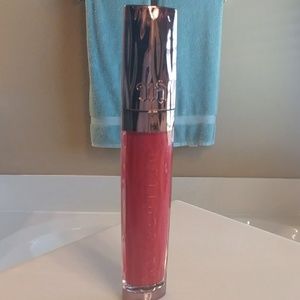 Urban Decay Revolution High Color lip gloss