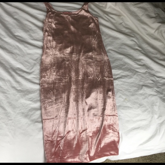 ❌SOLD❌ Zara Velvet Body con dress - Picture 4 of 5