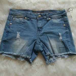 Rebel Soul Light Wash Distressed Cut Off Shorts