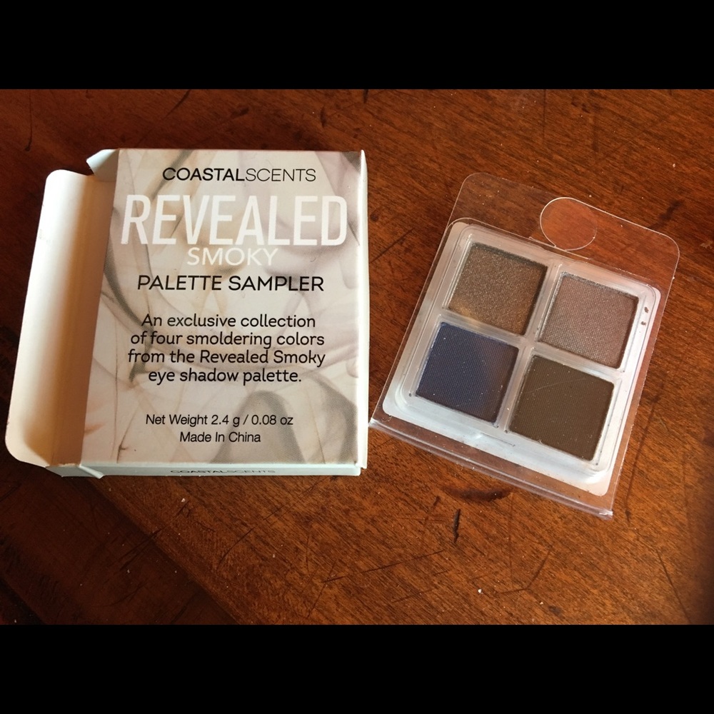 Coastalscents Revealed Smky Palette Bundle Only