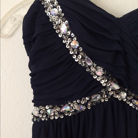 Prom Dress - Picture 3 of 4