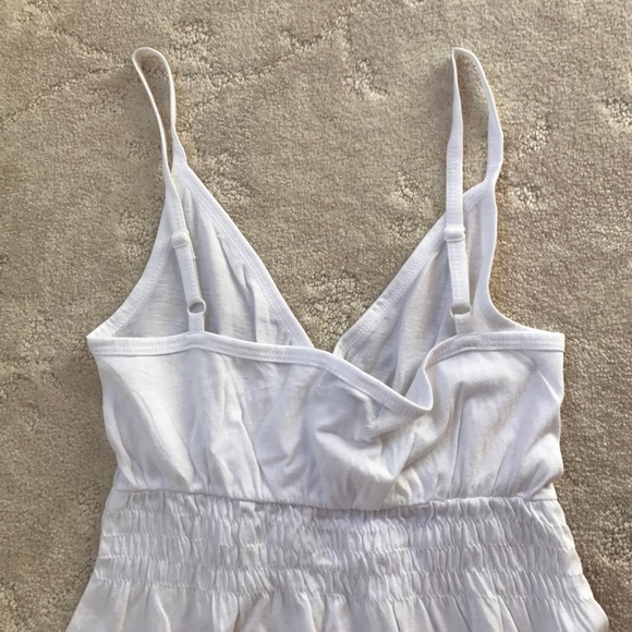 Cotton White low Cut Adjustable Strap Tank Top - Picture 3 of 3