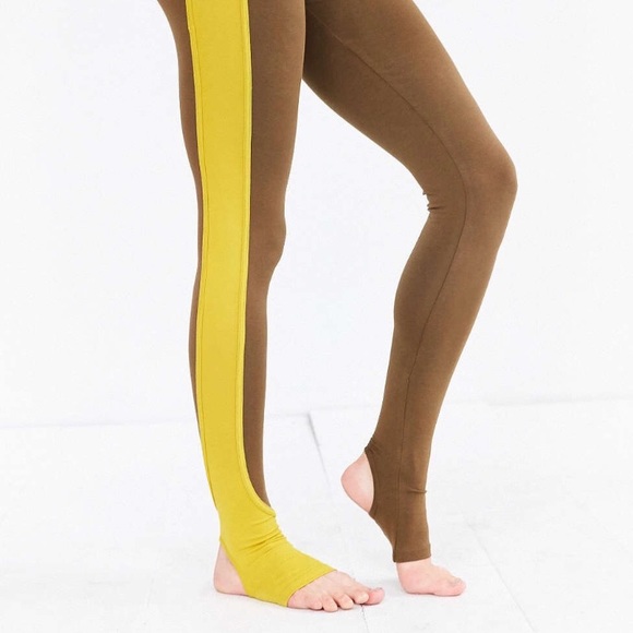 {UO} Green Color-block Stirrup Legging - Picture 3 of 7