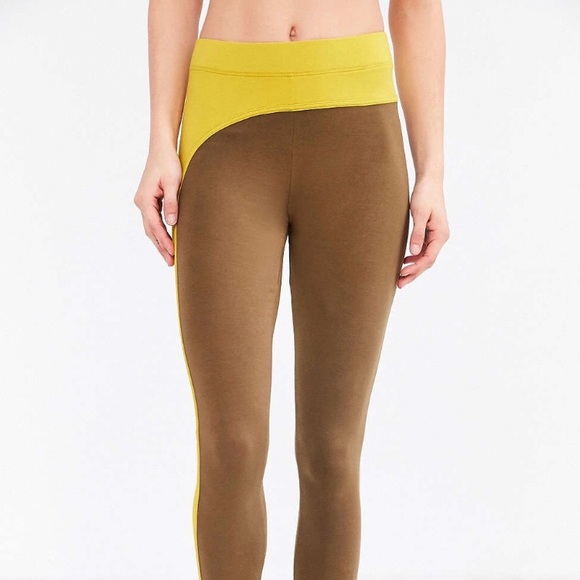 {UO} Green Color-block Stirrup Legging - Picture 6 of 7
