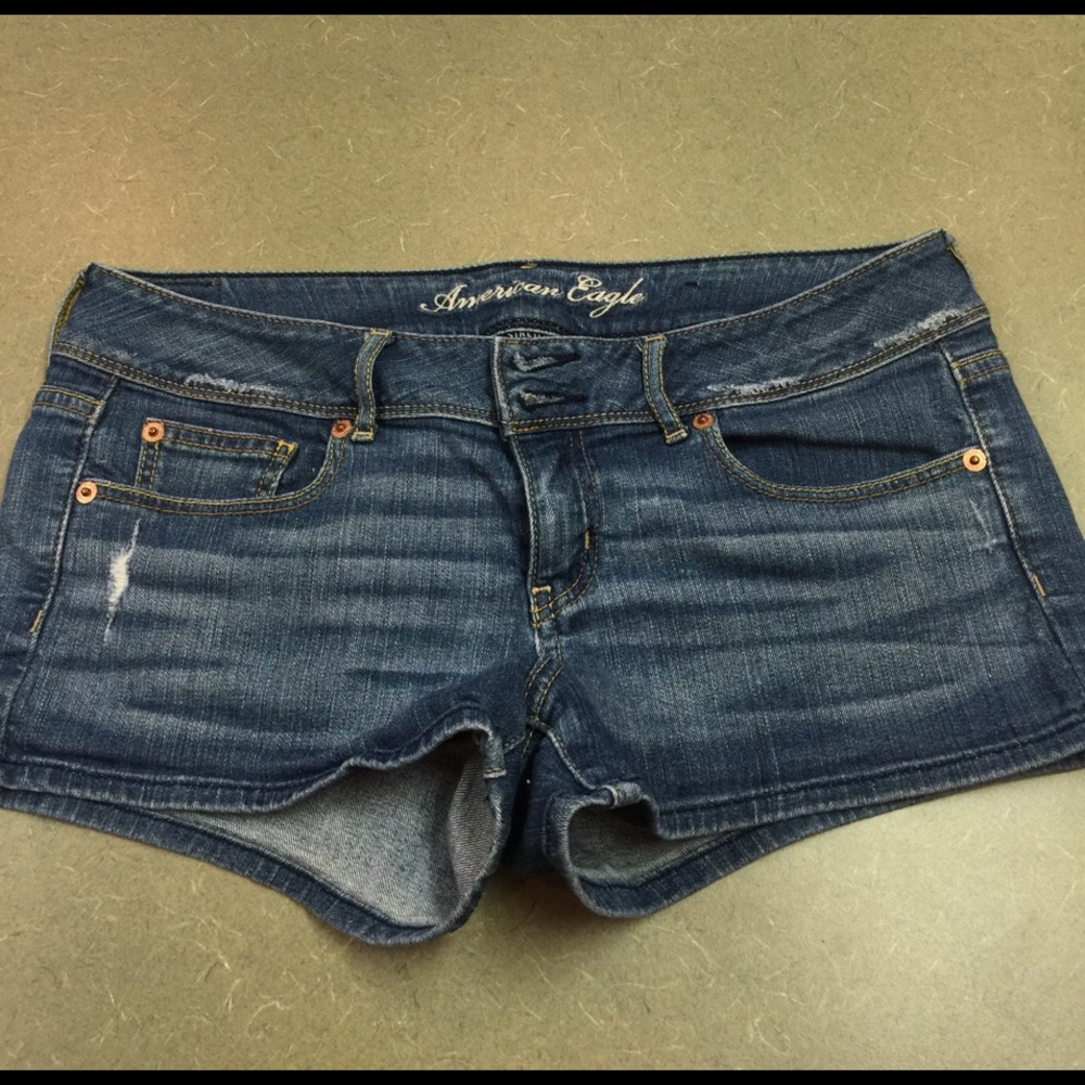 AE shorts
