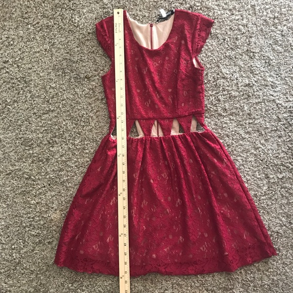 LOVERS + FRIENDS Dress💗 - Picture 4 of 4