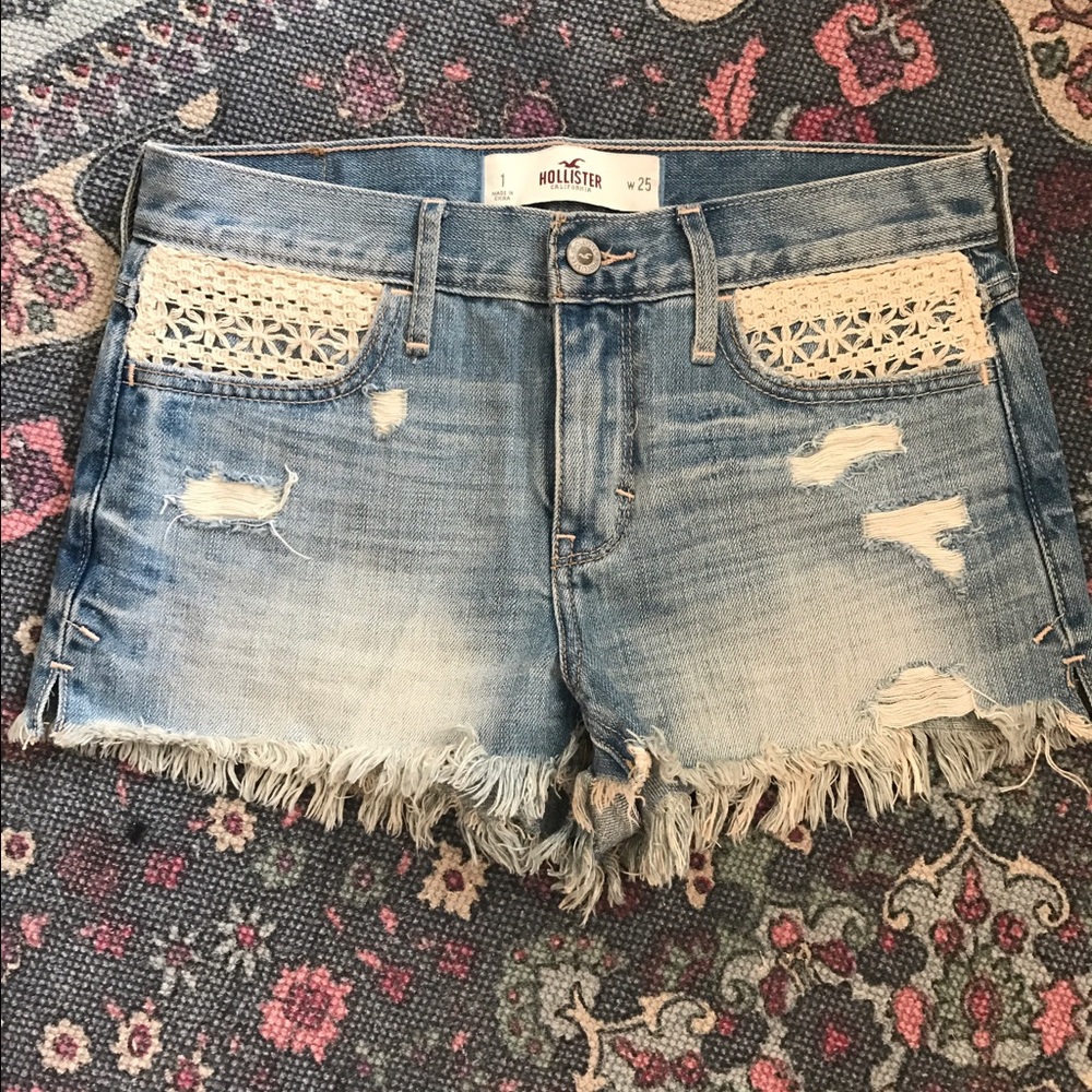 Hollister high waisted shorts