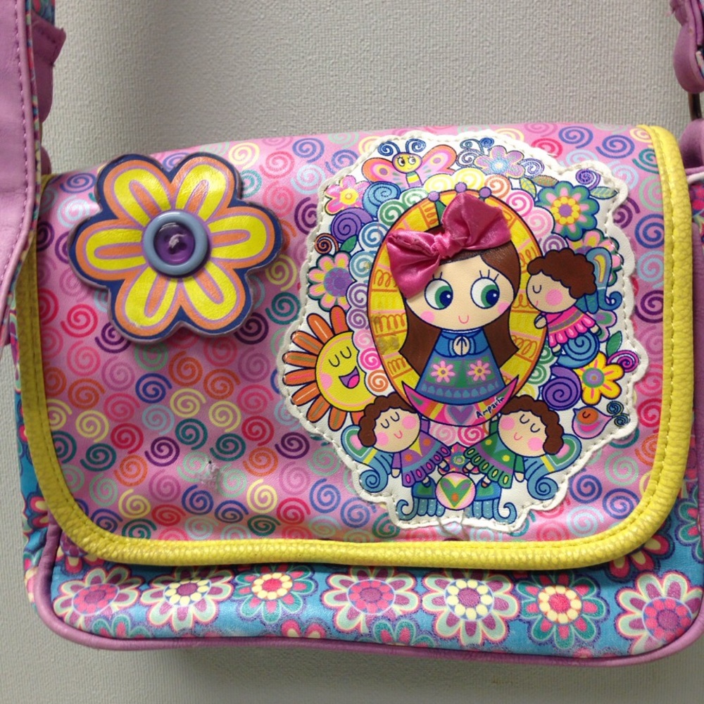 ⬇️PRICE DROP⬇️ Girls Distroller Handbag