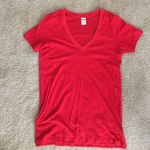 V-neck tee