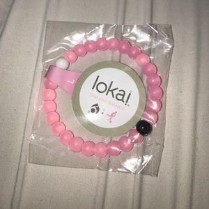 Pink lokai
