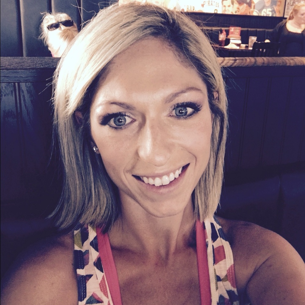 Meet your Posher, Lauren