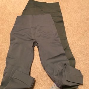 Lululemon sz 6. Made really small