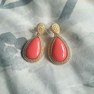 Charming Charlie drop earrings