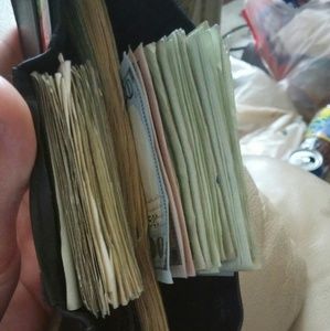 Meet your Posher, Carlos