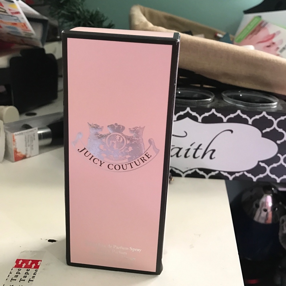 Brand new juicy couture travel 1.0 fl oz spray