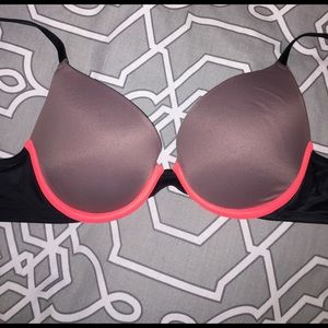 Pink Victoria Secret bra!!!