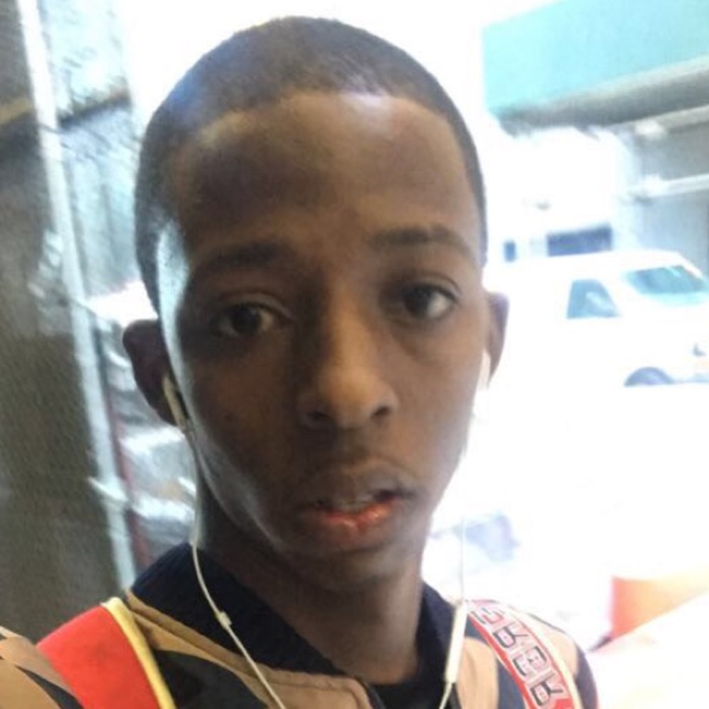 Meet your Posher, Buzzin