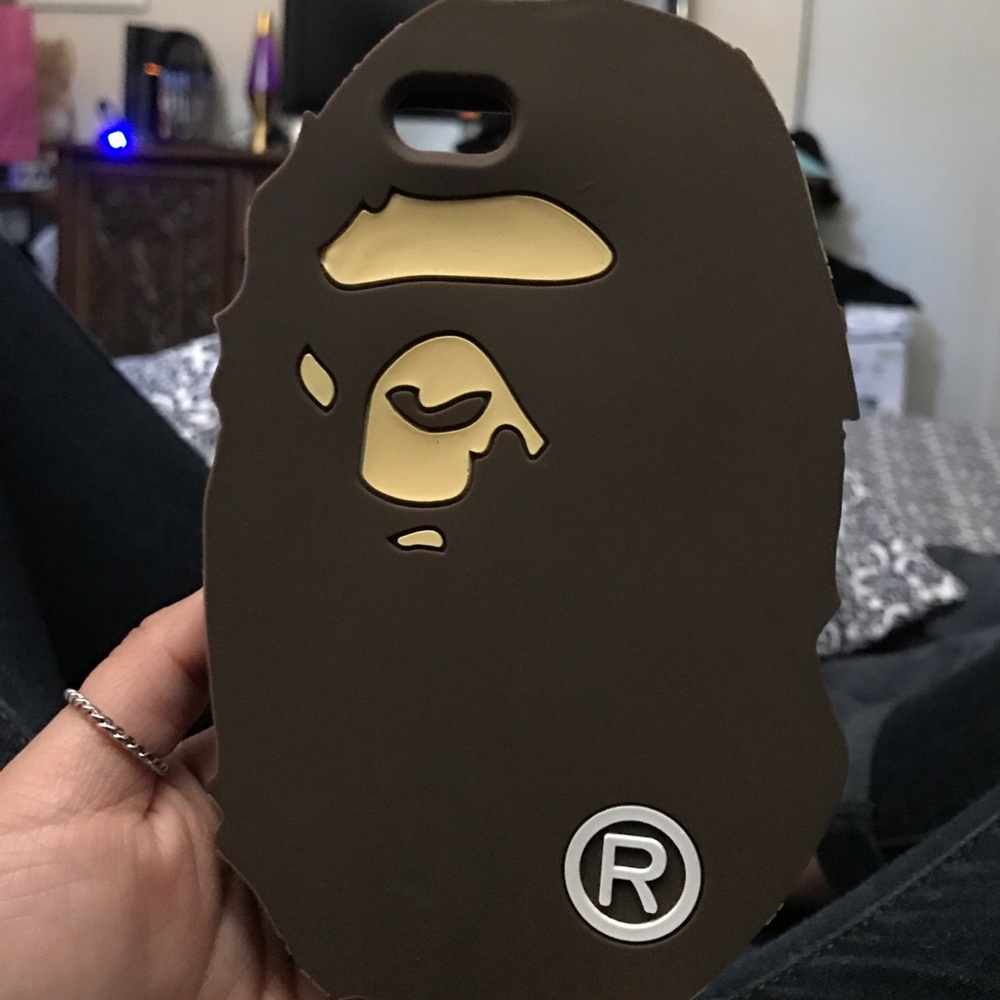 BAPE IPhone 6/6s Case( willing to negotiate )