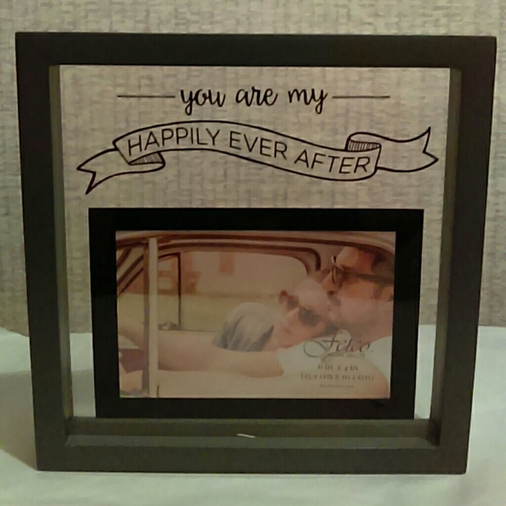 Fetco Home Decor Frame