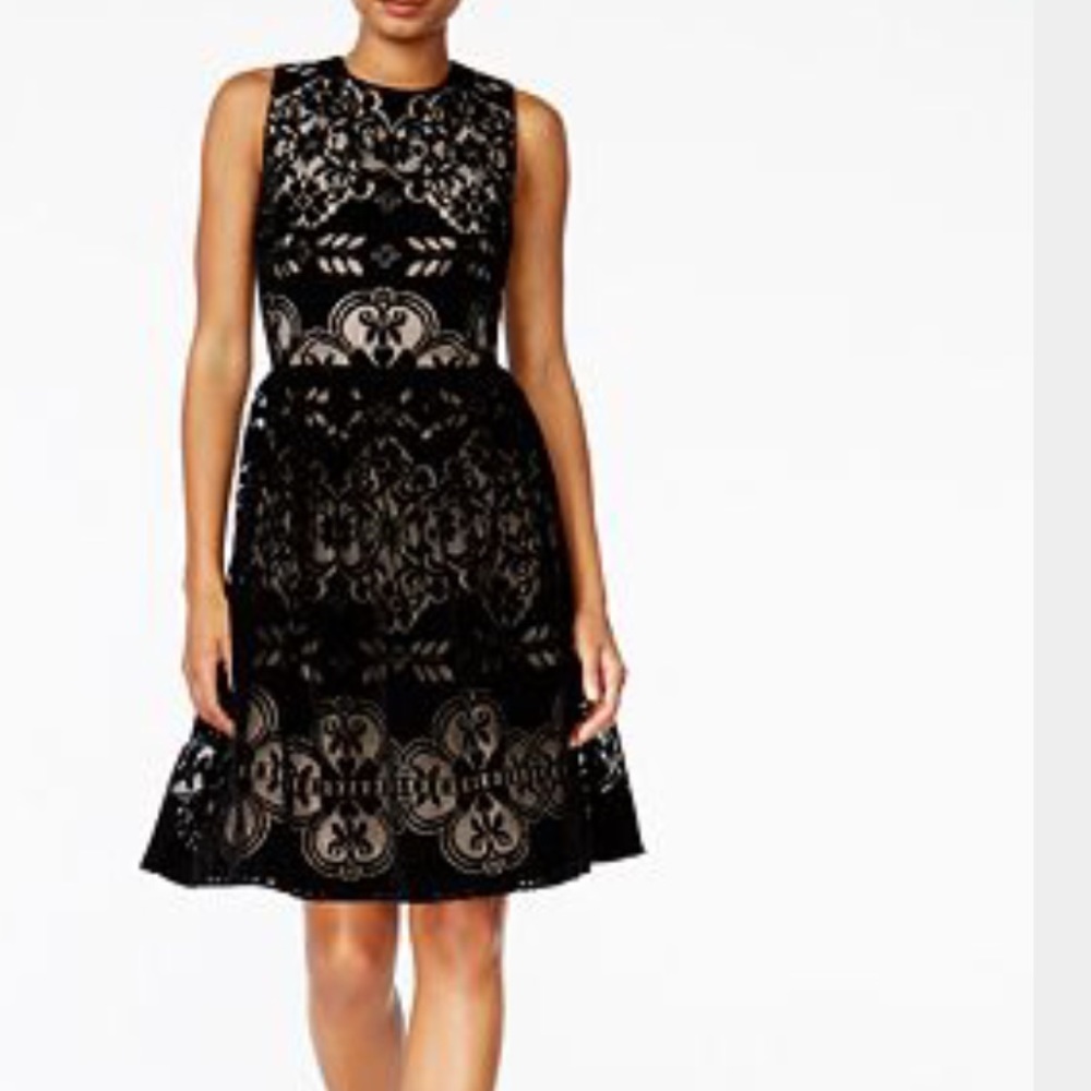 💖TOMMY HILFIGER velvet lace fit-flare dress💖