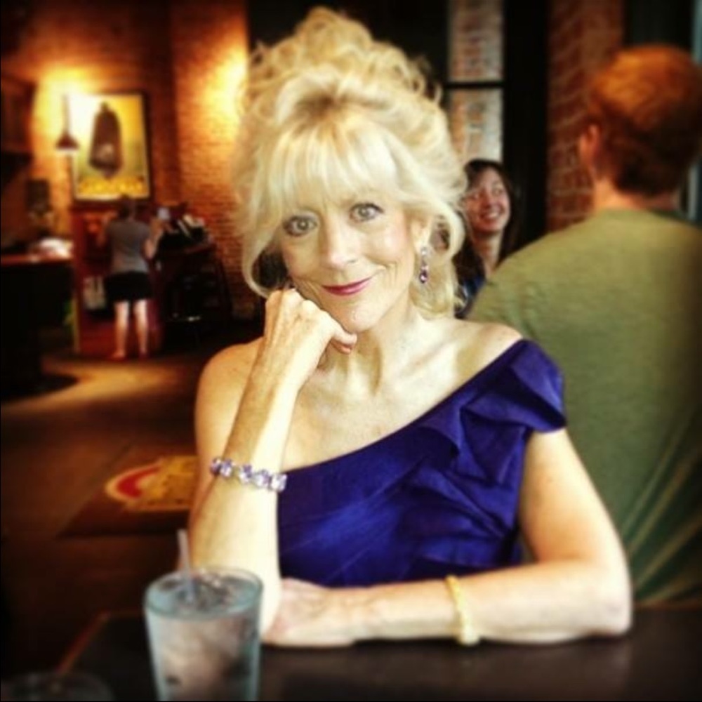 Meet your Posher, Linda