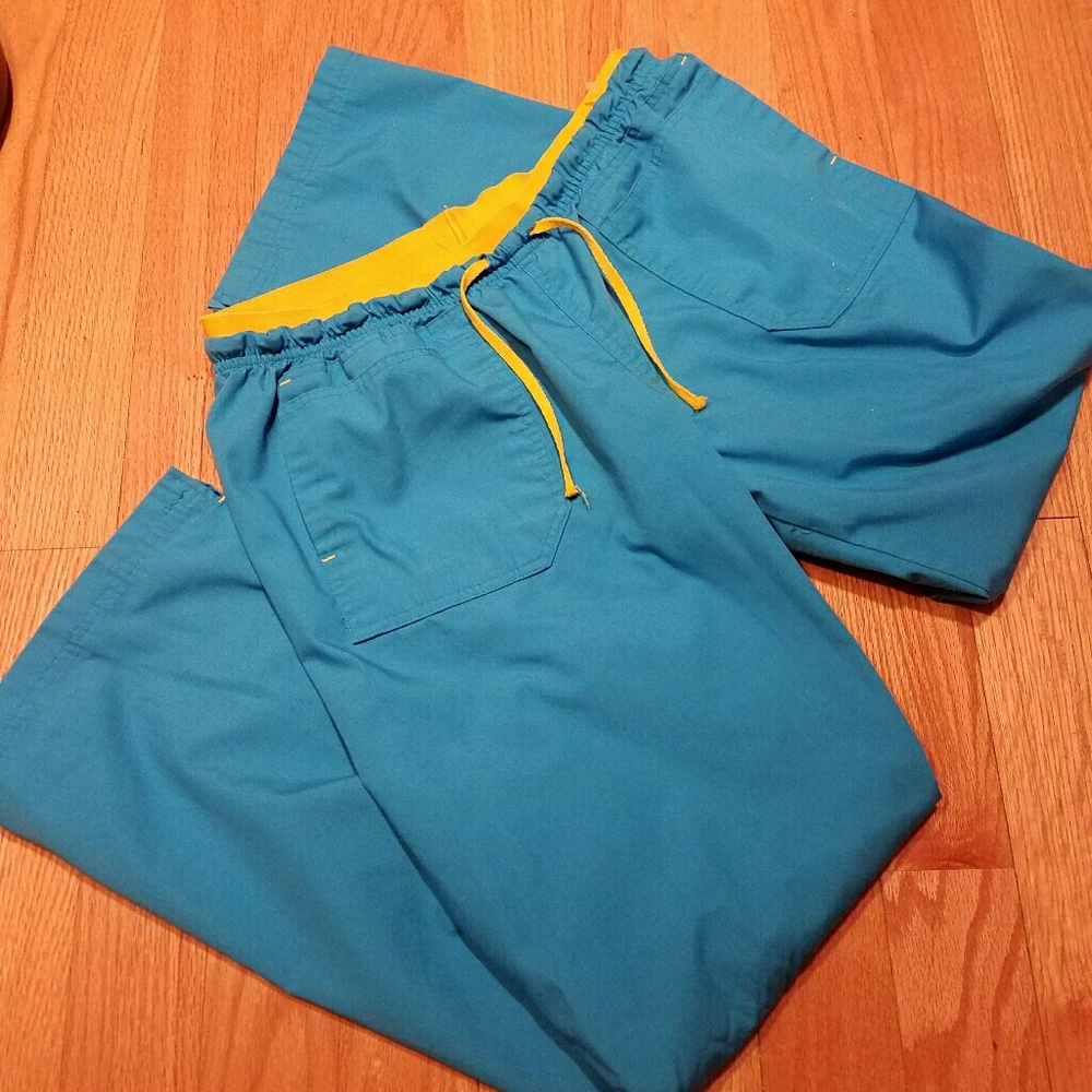 Scrub pants
