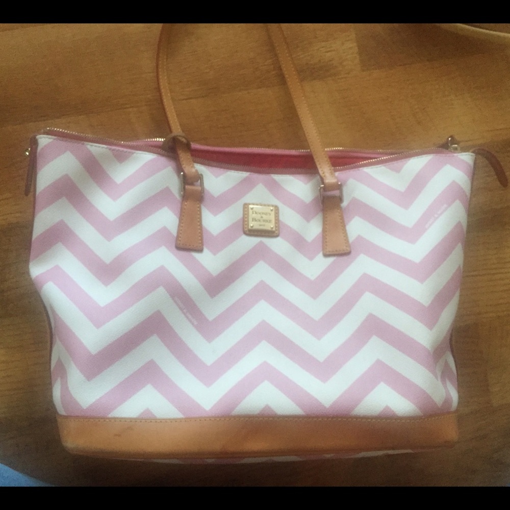 Dooney & Bourke chevron tote