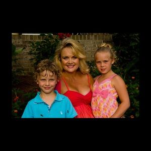 Meet your Posher, Lori