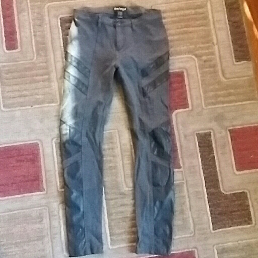 Gray stretchy jeans