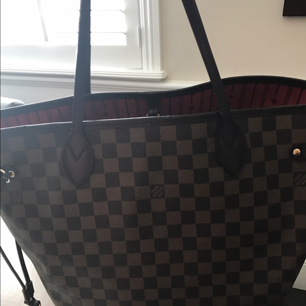 SOLD Authentic Louis Vuitton tote bag