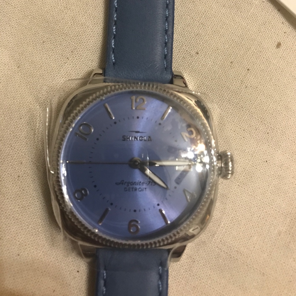 Brand New Womens Shinola Watch