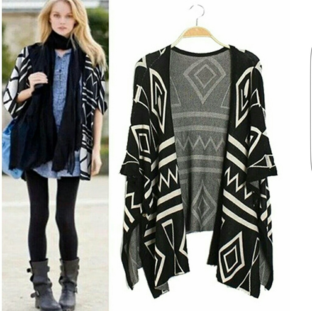 NWT Women’s Spring Geometric Poncho Cardigan - Picture 2 of 4