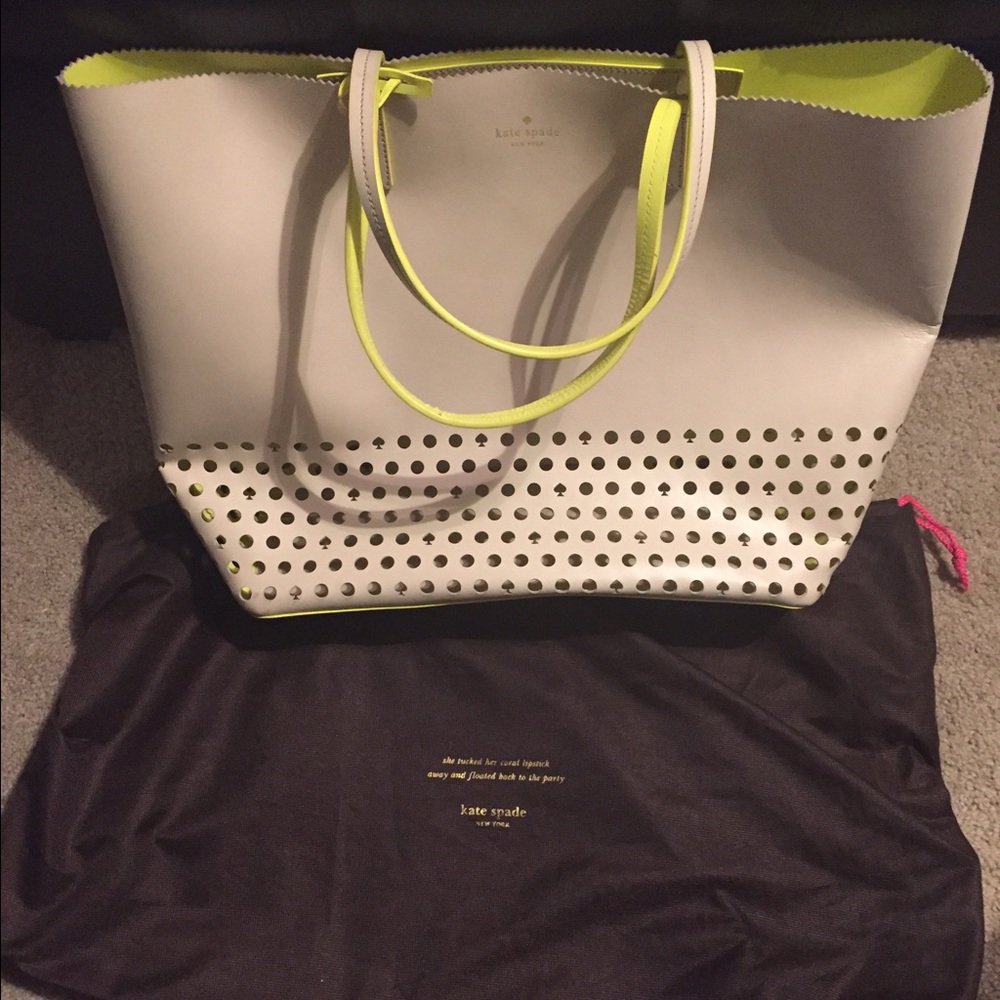 Large Kate Spade Spring bag with dust bag