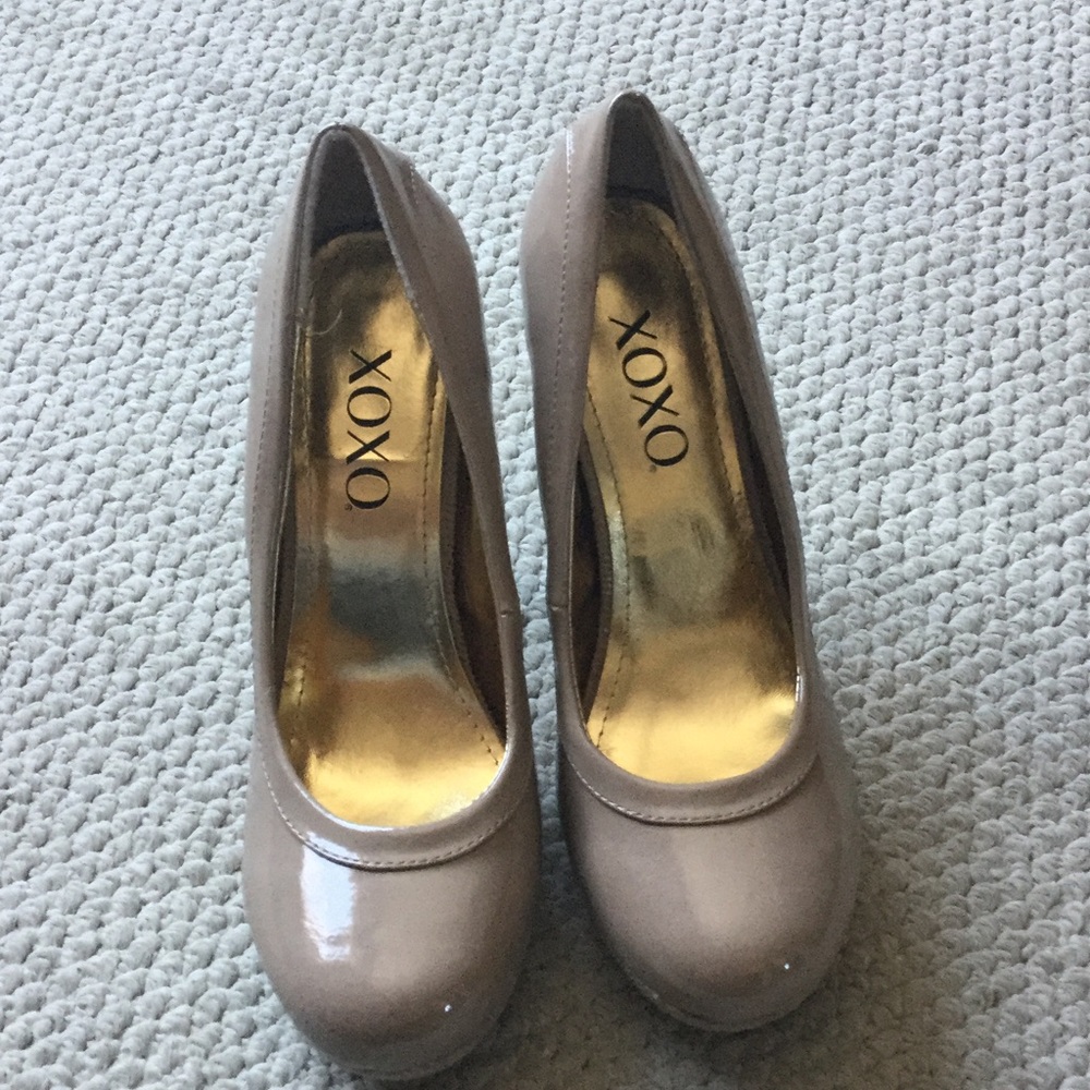 Xoxo platform stiletto nude color