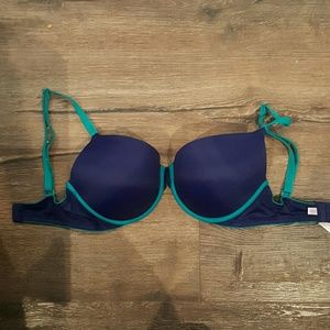 Victoria secret pink wear everywhere bra