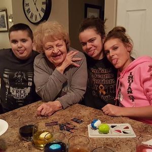 Meet your Posher, Lynn