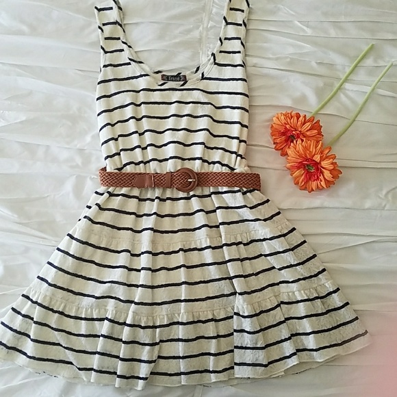 Trixxi Dresses & Skirts - Cute Trixxi Belted, Laced & Ruffled Dress