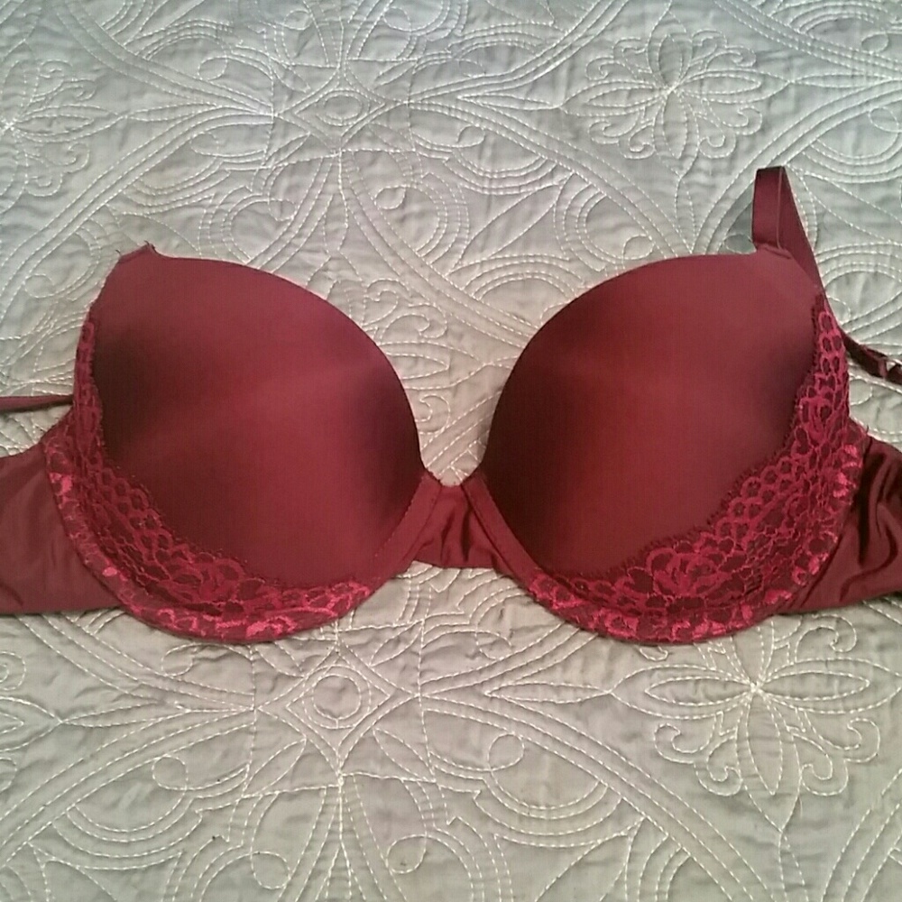 CLEARANCE! Push up bra