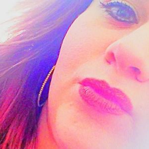 Meet your Posher, Georgia