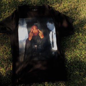 Tupac shirt