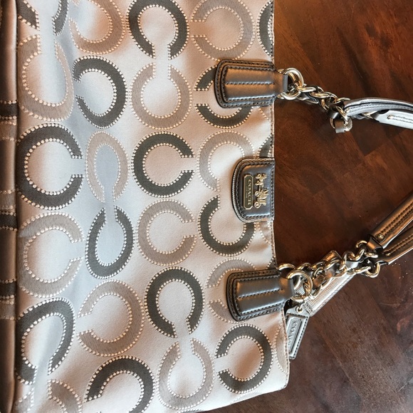 Coach purse and wallet (SOLD) - Picture 2 of 8