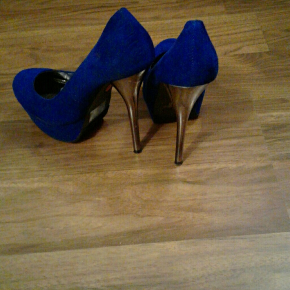 Blue stiletto heels - Picture 2 of 2
