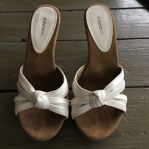 White high-heel Sandals